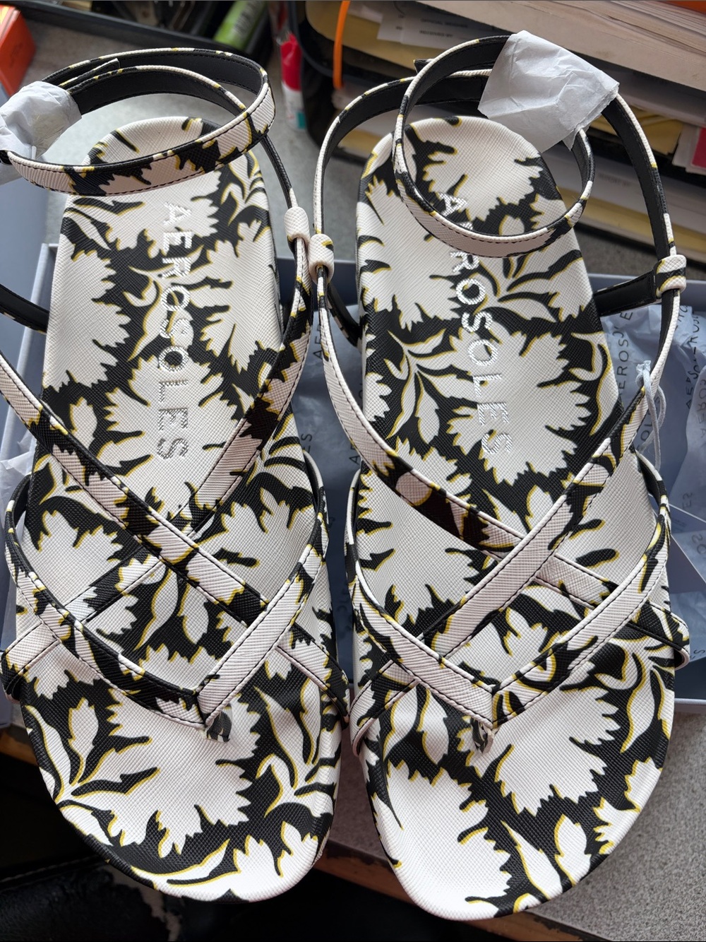 AEROSOLES Black, White & Gold Floral Crisscross Ankle-Strap Sandal